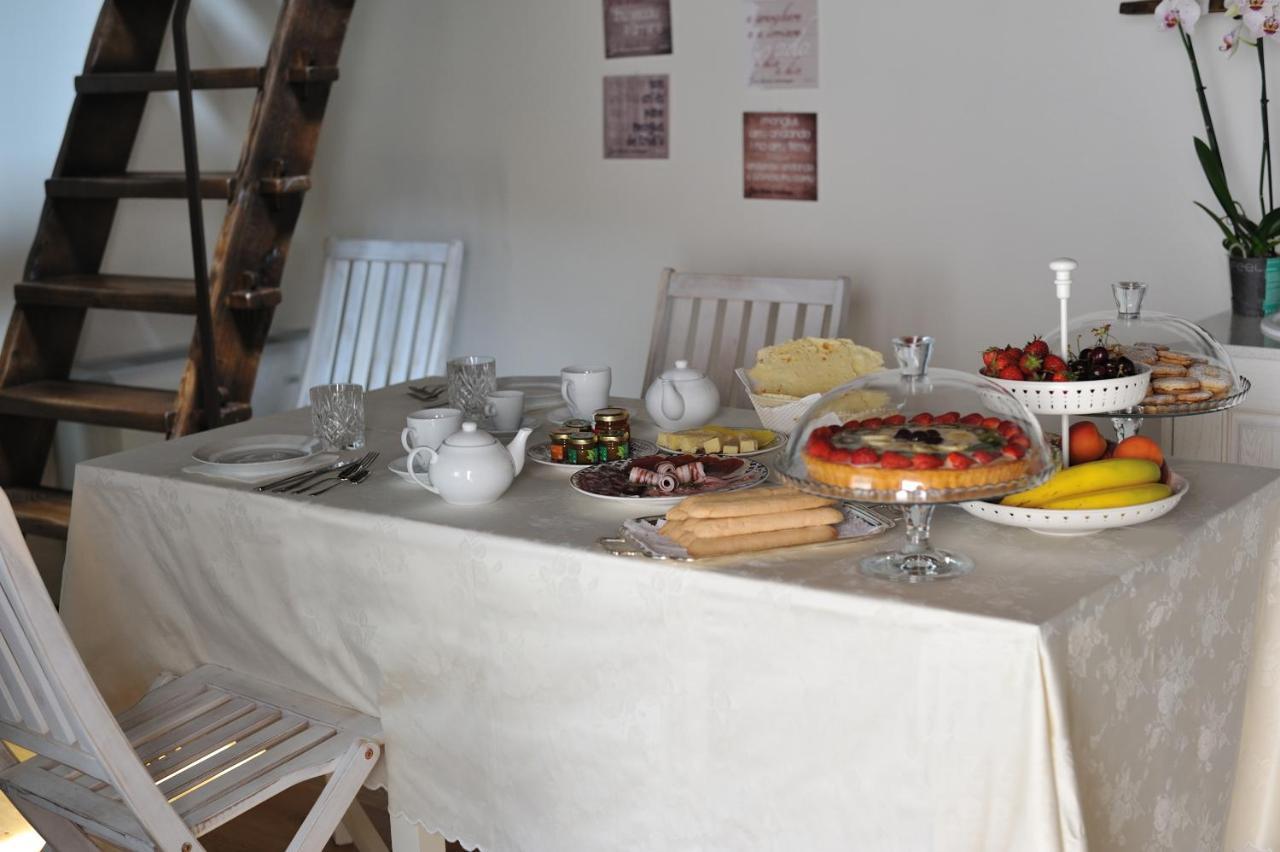 B&B E Home Restaurant S'Ispera Monolocale Uso Esclusivo Фони Екстериор снимка