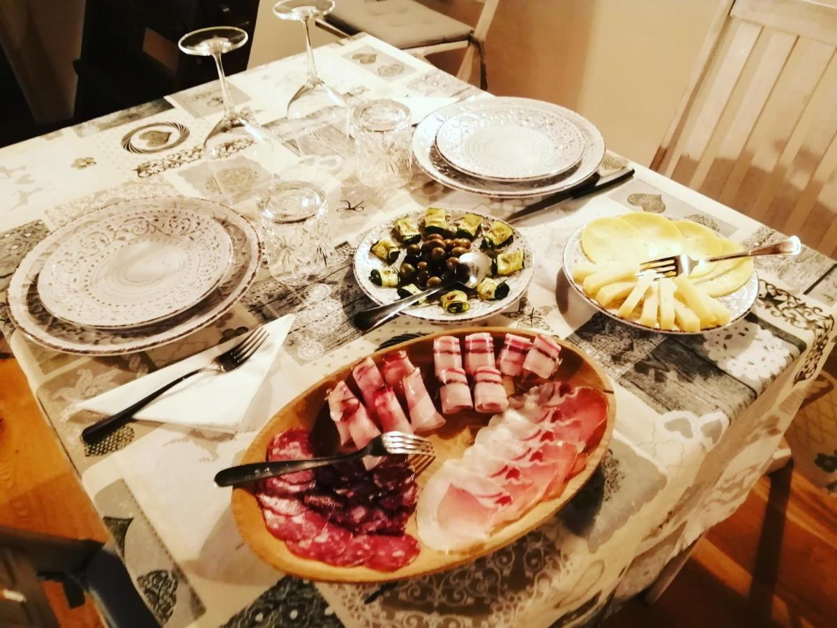 B&B E Home Restaurant S'Ispera Monolocale Uso Esclusivo Фони Екстериор снимка